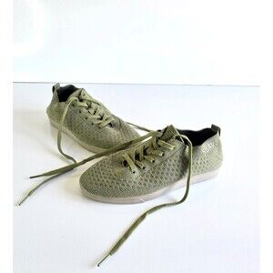 SUAVS Zilker Sneakers Olive Green Women's 7 38 Lace Up Comfort Lightweight